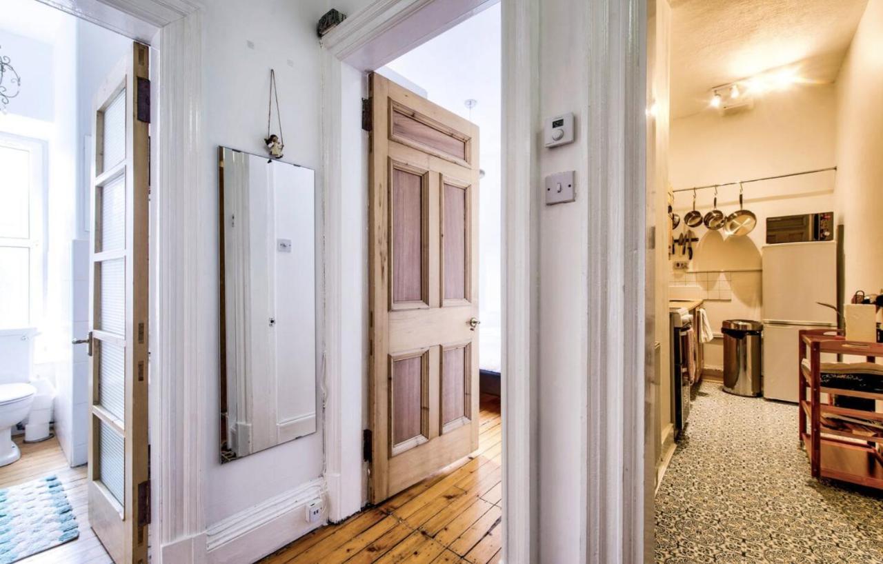 Entire Period Flat By City Centre Edinburgh Exterior foto